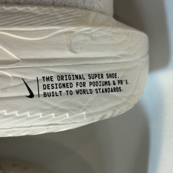 NIKE Sz 9.5 Vaporfly Zoom X White and Neon Yellow Breathable Running Shoes - Picture 6 of 16